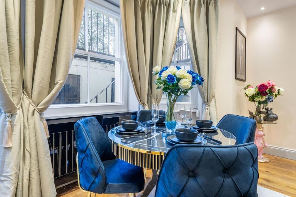 2 Bed / 2 Bath Versace Apartment In Knightsbridge Londen Buitenkant foto